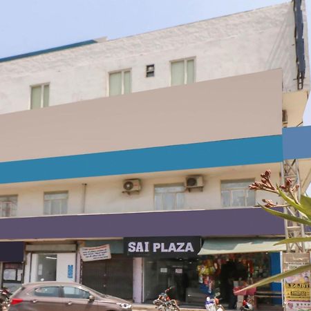Oyo Flagship 80318 Hotel Sai Plaza Near Indira Gandhi International Airport Nova Deli Exterior foto