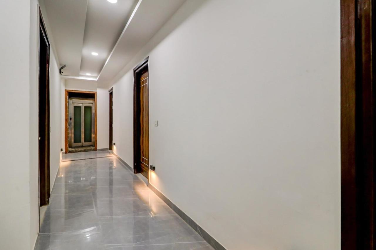 Oyo Flagship 80318 Hotel Sai Plaza Near Indira Gandhi International Airport Nova Deli Exterior foto